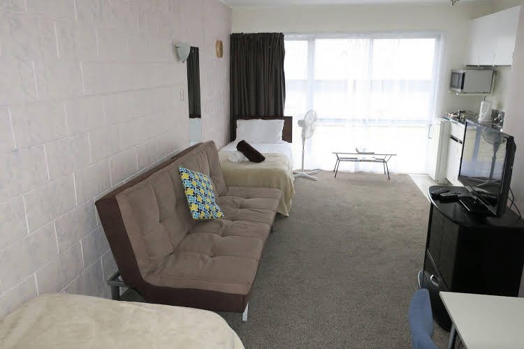 Roselands Motel,Matapihi>>Tauranga,3 star