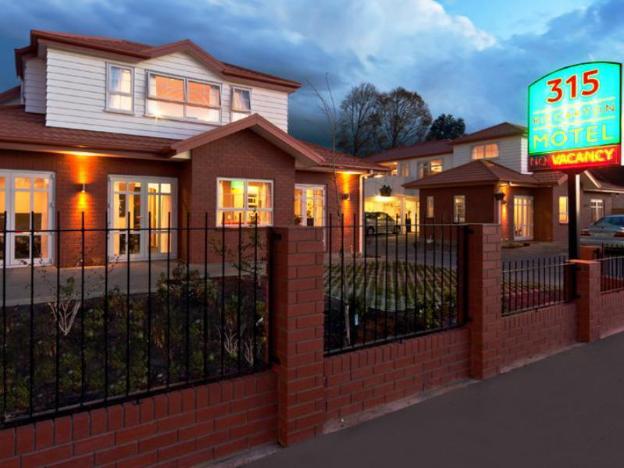 315 motel riccarton