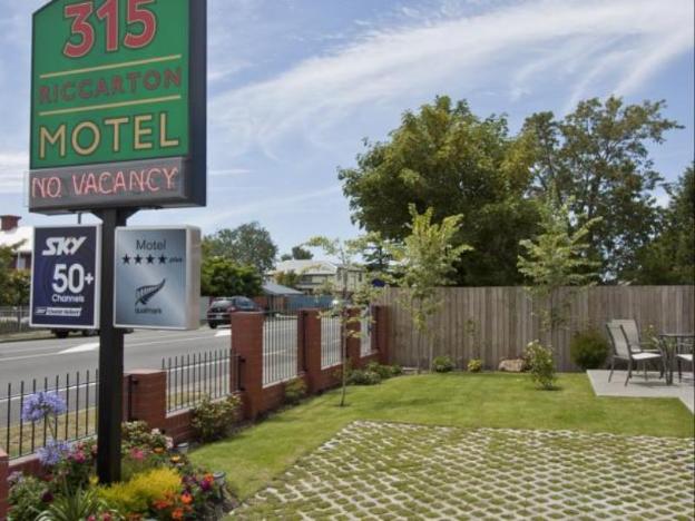 315 motel riccarton
