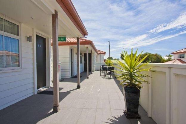 315 motel riccarton