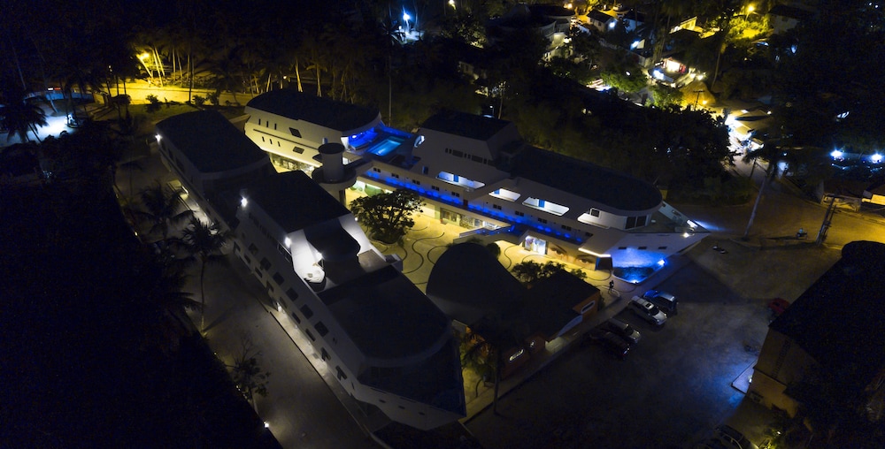 puerto plaza las terrenas