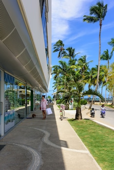 puerto plaza las terrenas