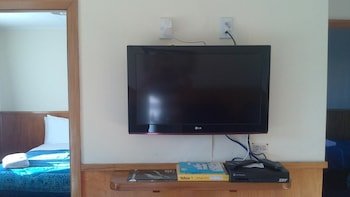 otaki motel