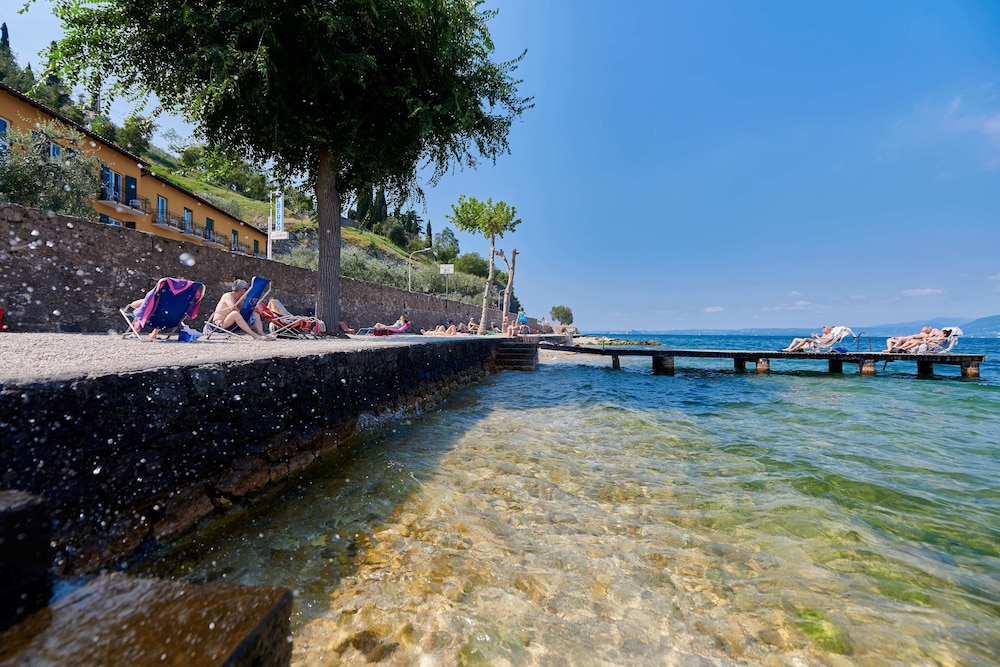 torri del benaco
