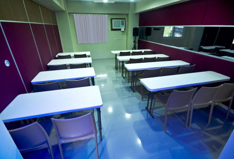 Mango Suites - Tuguegarao,Tuguegarao>>Enrile,3 star