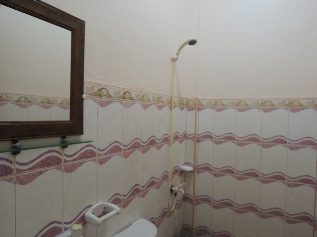 La Erma Pension House,Alcoy>>Alcantara,2.5 star