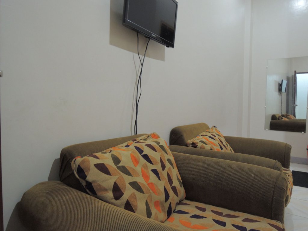 La Erma Pension House,Alcoy>>Alcantara,2.5 star