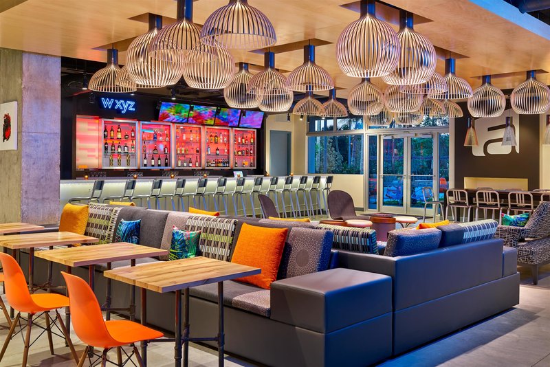 aloft miami airport