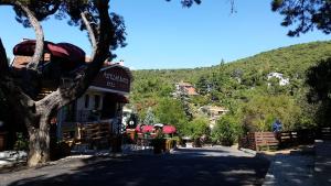 asiklar hotel by sukru