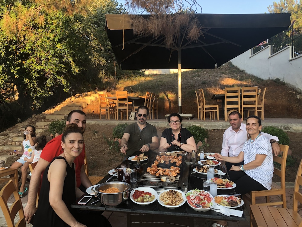 asiklar hotel by sukru