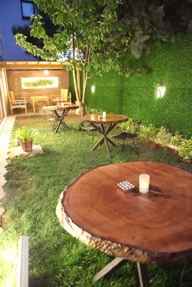 asiklar hotel by sukru