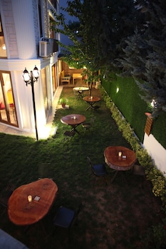 asiklar hotel by sukru