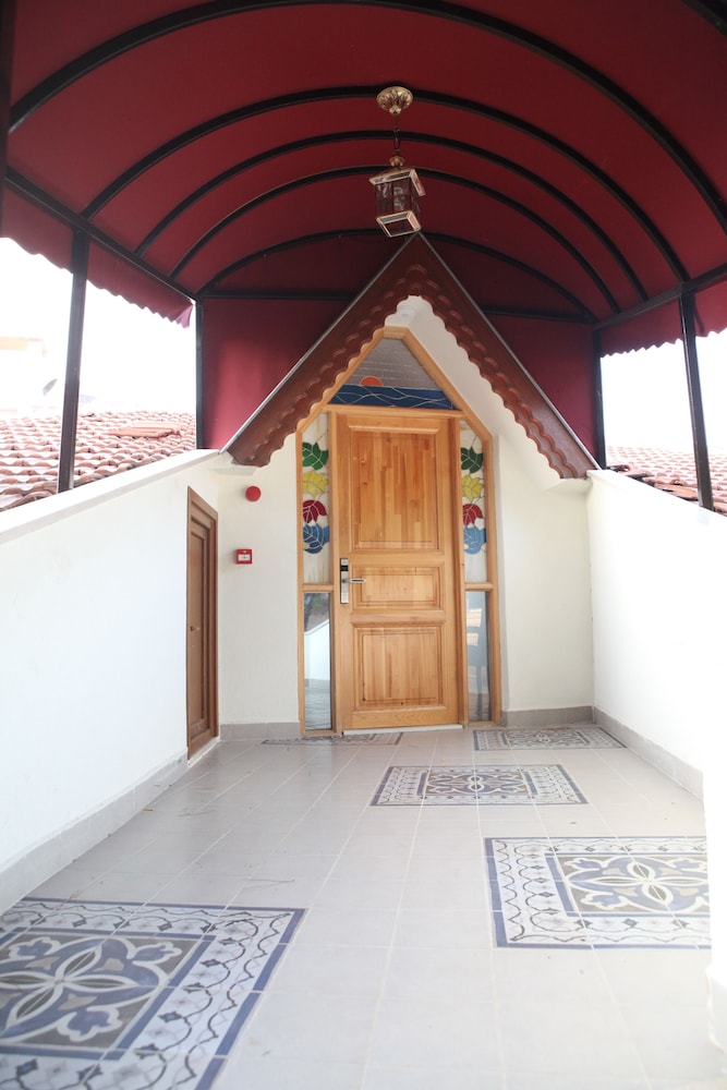 asiklar hotel by sukru