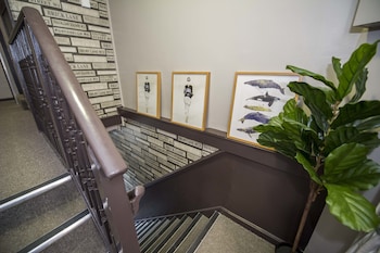 monopoly accommodations