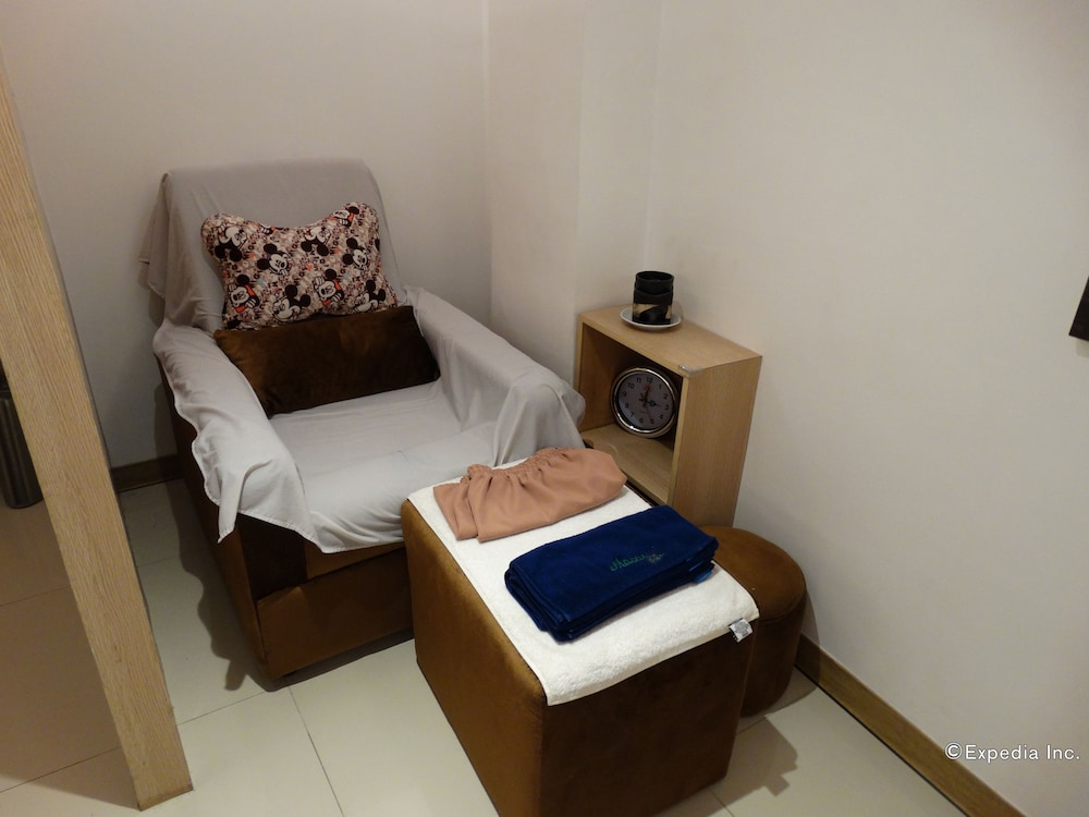 time travellers hotel