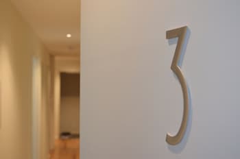 kangaroo bay apartments