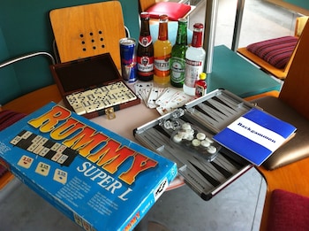 train lodge amsterdam hostel