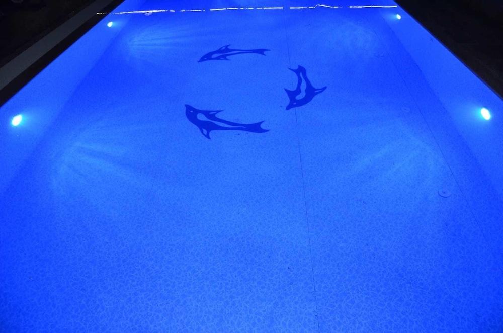 agva asmali garden adults only