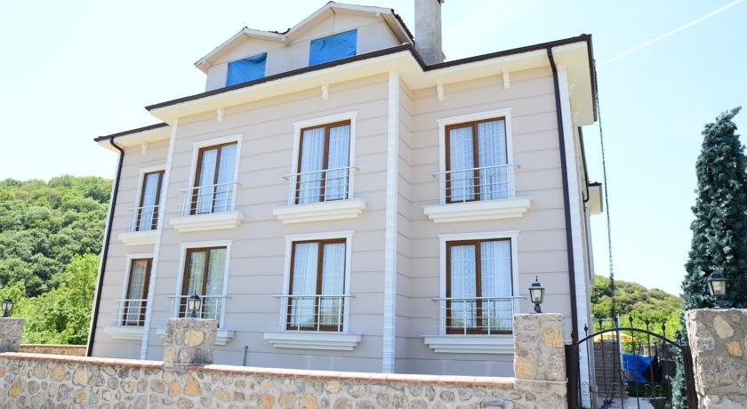 agva asmali garden adults only