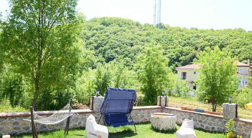 agva asmali garden adults only