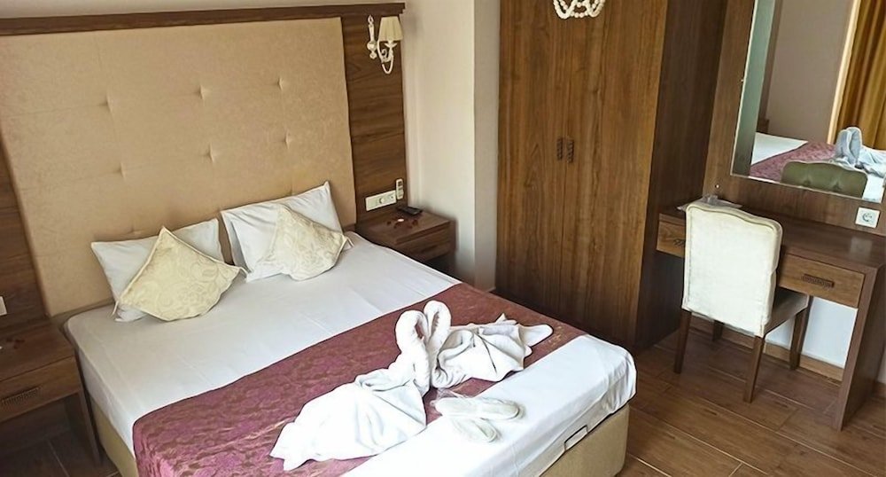 agva asmali garden adults only