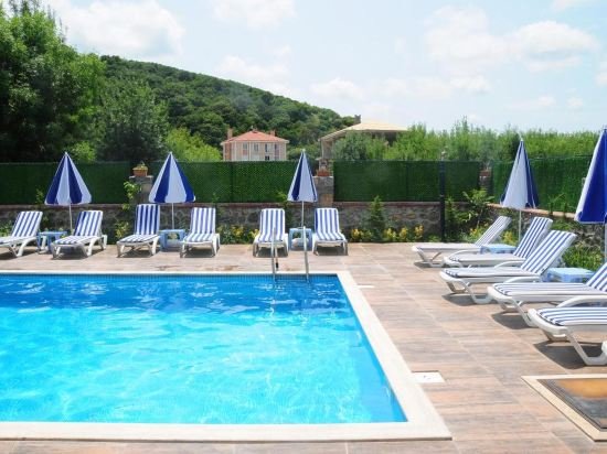 agva asmali garden adults only