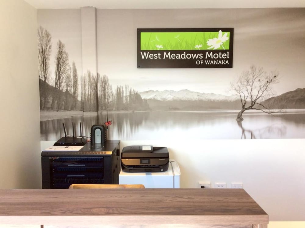 west meadows motel