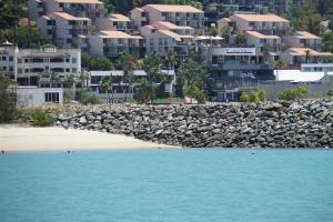 Airlie Seaview Apartments,Great Barrier Reef>>Airlie Beach,4 star