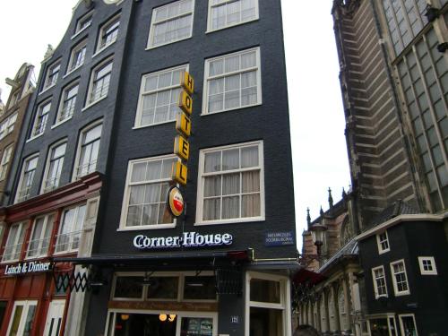 hotel corner house