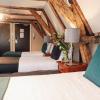 hotel corner house