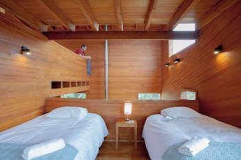 Hotel Parque Tepuhueico,Chonchi>>Castro,3 star