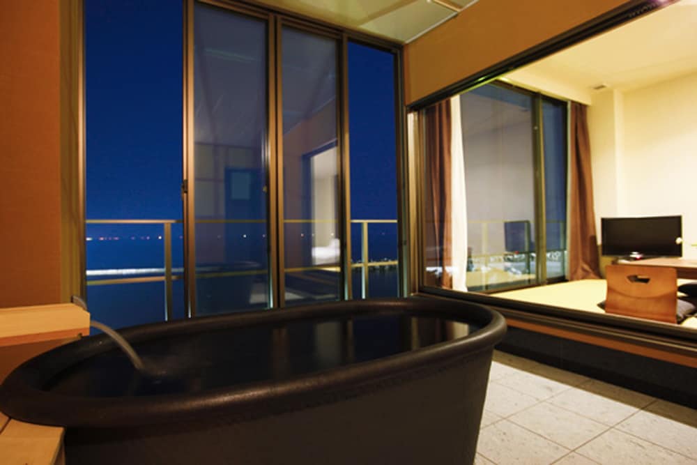 bayside square kaike hotel