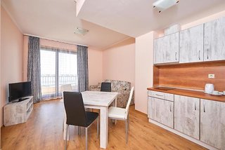 Gardenia Beach Palace Aparthotel,Pomorie>>Burgas,3 star