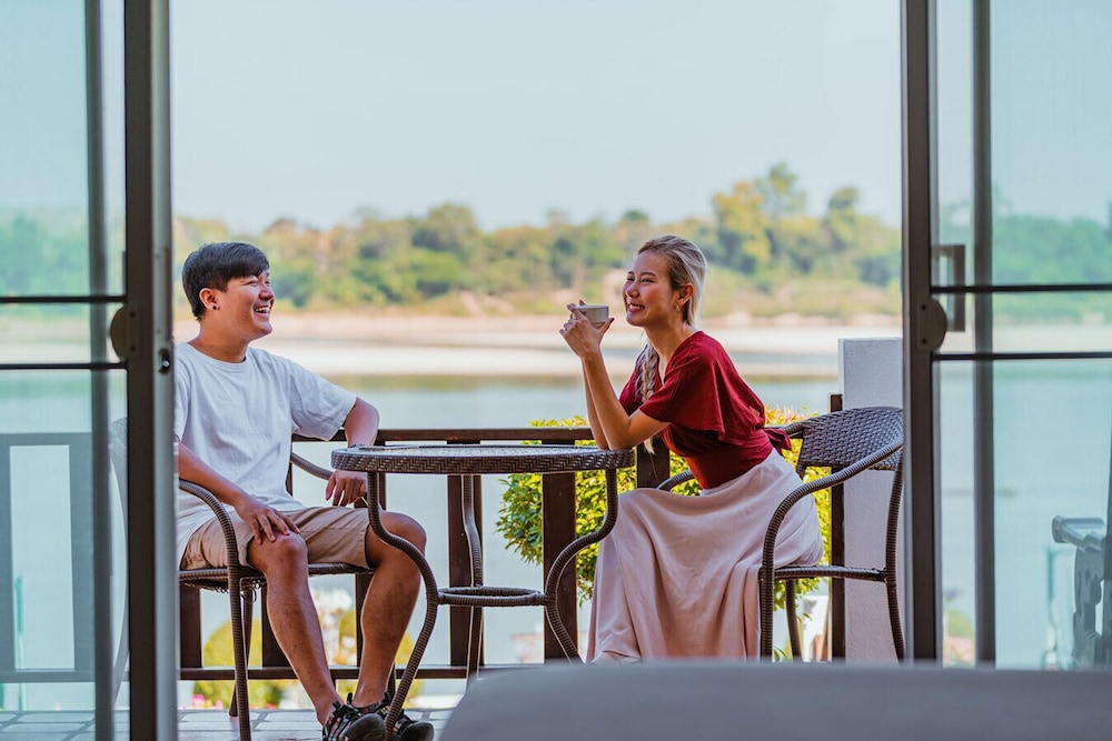 chiangkhan river mountain resort