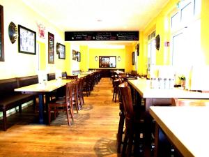 motel touchdown and restaurant