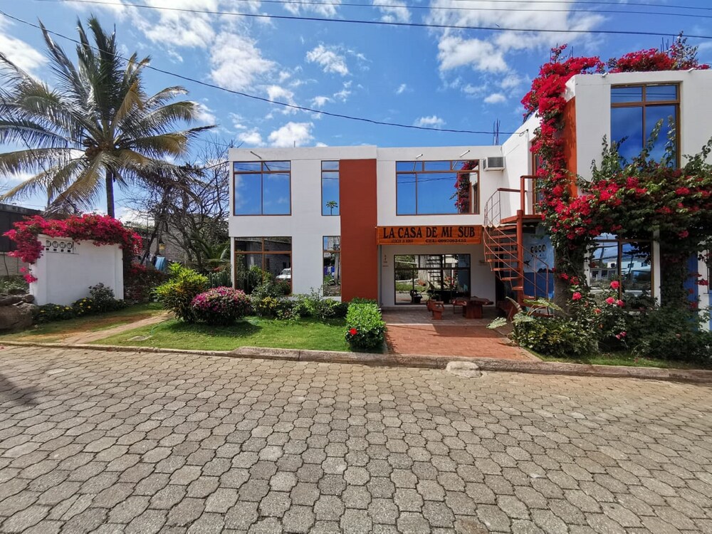 puerto baquerizo moreno