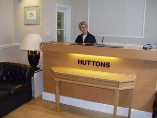 huttons hotel victoria london