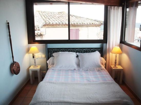 Auberge Des Hirondelles,,1 star