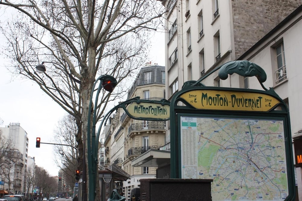 paris