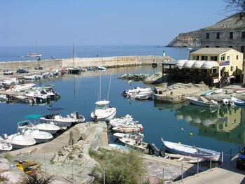 centuri