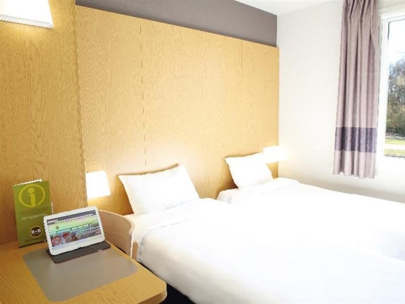 bandb hotel marseille st victoret