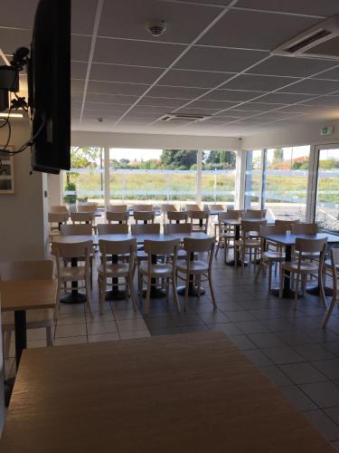 bandb hotel marseille st victoret