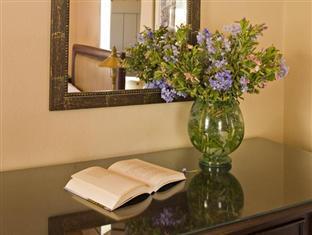 Four Seasons Hydra,Agistri>>Aegina,4 star