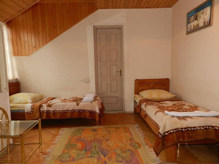 dzveli ubani hotel