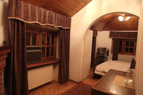 dzveli ubani hotel