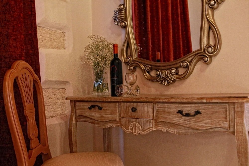 archontiko old town suites