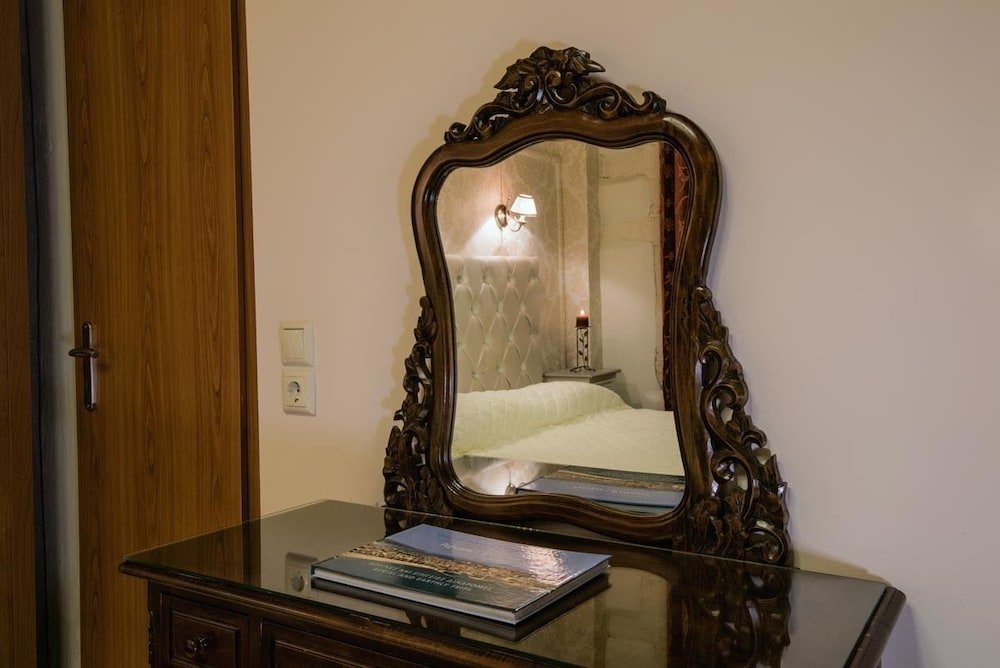 archontiko old town suites