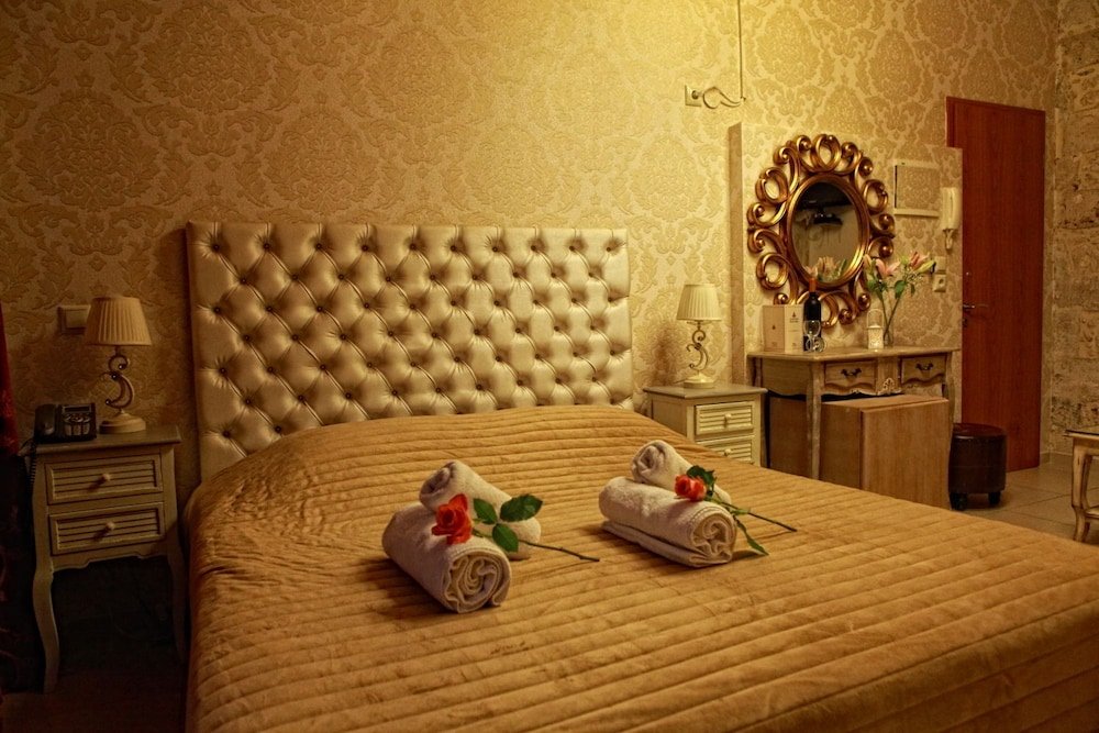 archontiko old town suites