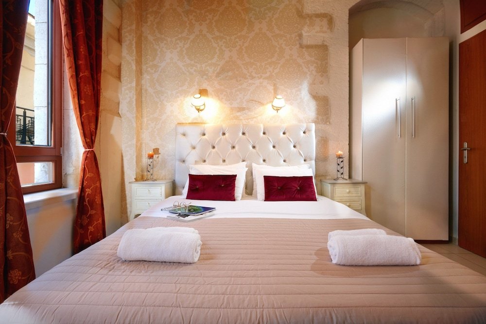 archontiko old town suites