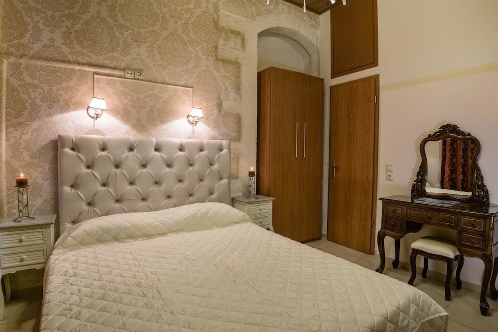 archontiko old town suites